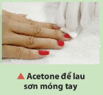 Vì sao acetone được dùng làm dung môi để lau sơn móng tay?