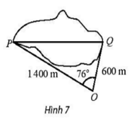 Tính khoảng cách giữa hai điểm P và Q của một hồ nước ( Hình 7)