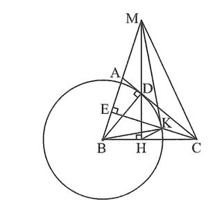 Cho tam giác nhọn ABC (AB < AC) có hai đường cao BD và CE. Chứng minh bốn điểm B, C, D, E cùng thuộc một đường tròn