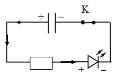 Cho các dụng cụ sau: Một tụ điện có điện dung 100 µF và hiệu điện thế định mức khoảng 12 V