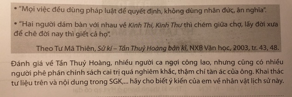 Hãy đọc đoạn tư liệu sau về Tần Thủy Hoàng